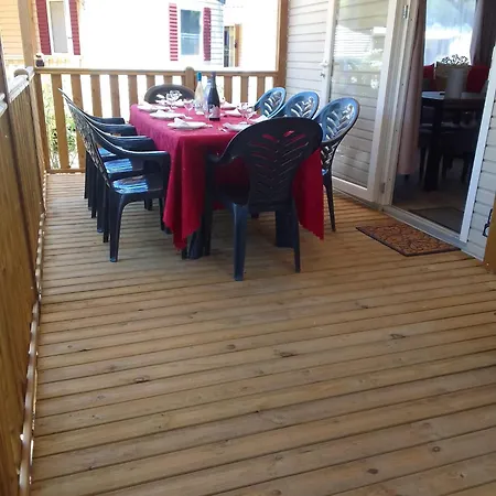 Notre Petit Paradis 卡内